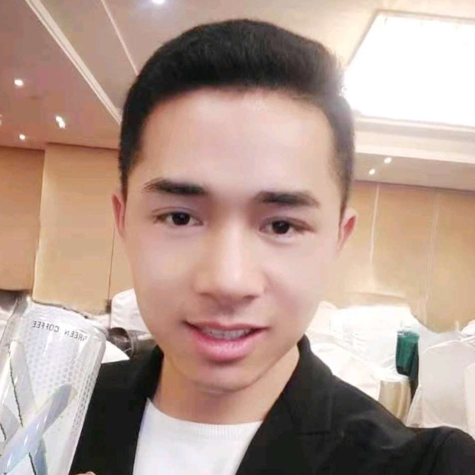 呆萌小青年的照片