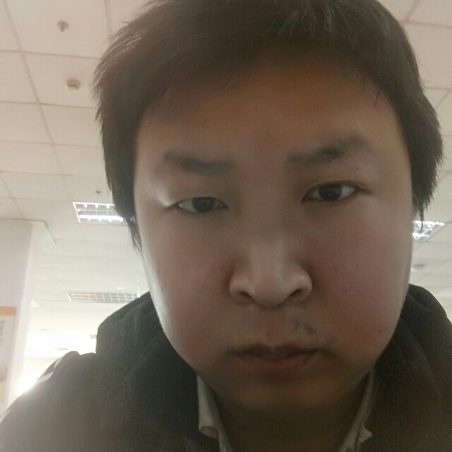 健康的毛衣的照片