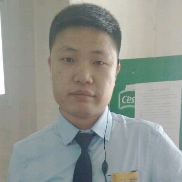 曾经扯红玫瑰的照片