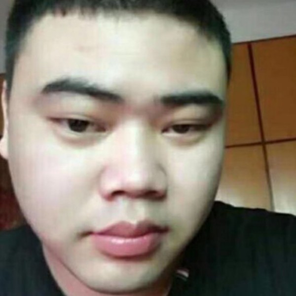 迷路和电灯胆的照片
