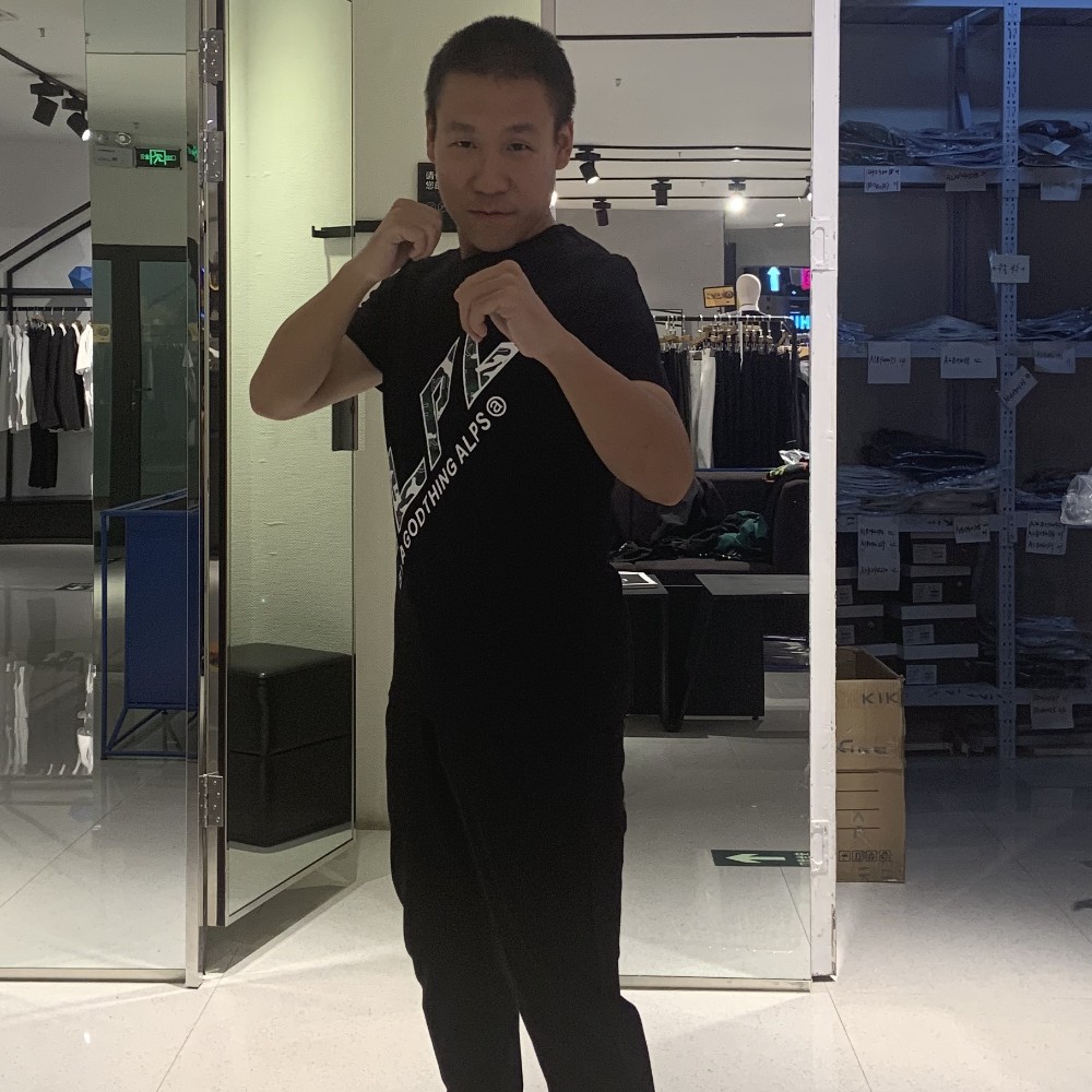 罗文杰超6的照片