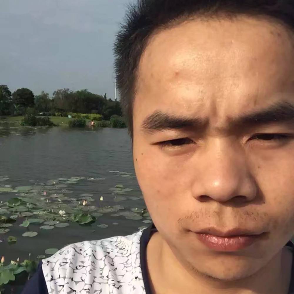 一寸光的照片