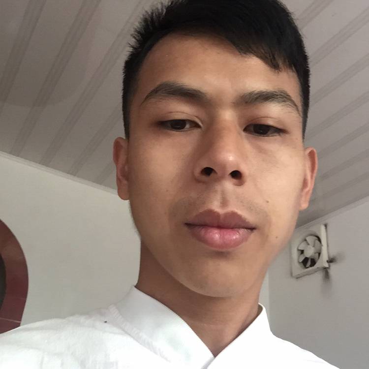 冬耀挽手丰富的照片