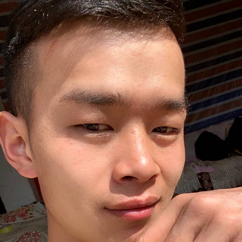 坚强浅吻流沙的照片