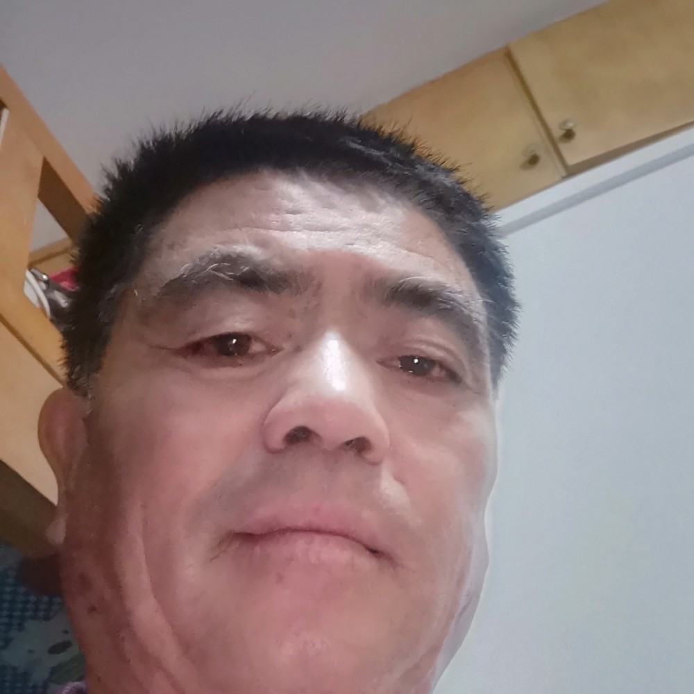 金鱼就碧蓝的照片