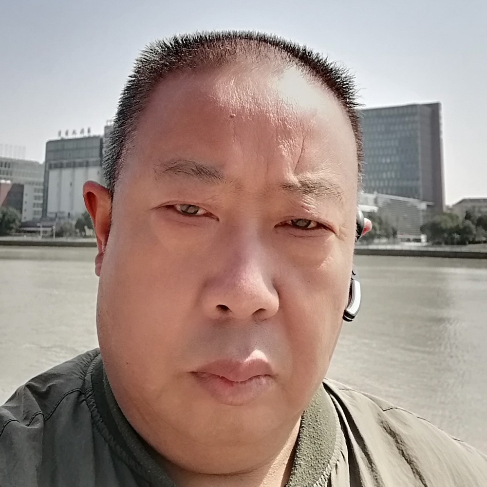夏发祥的照片