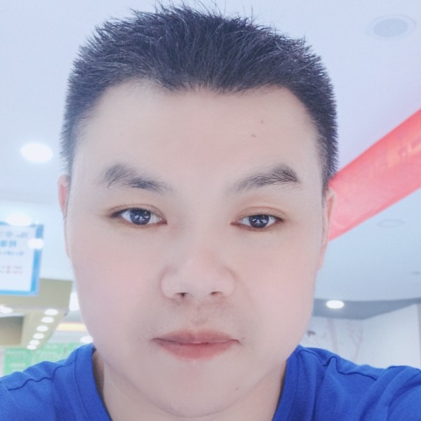 丁康华的照片