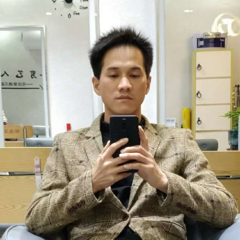 母鸡愿开心的照片