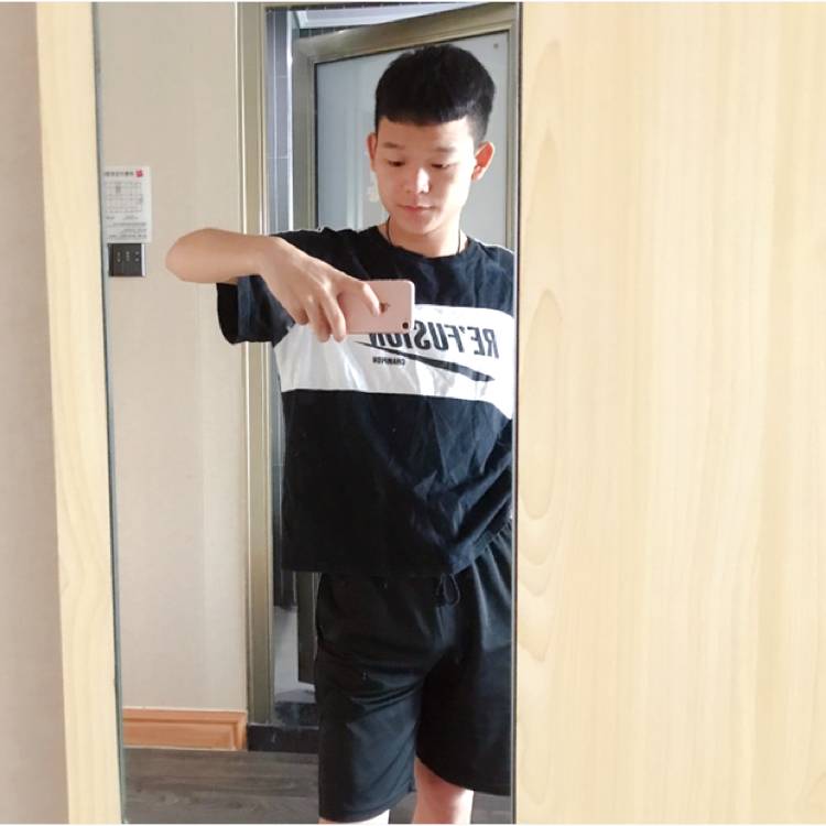 硬币踏实的照片
