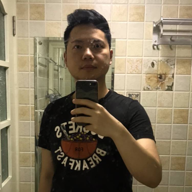东波罗夫斯基的照片