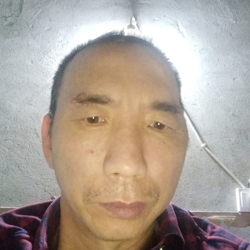 生动和锦瑟的照片