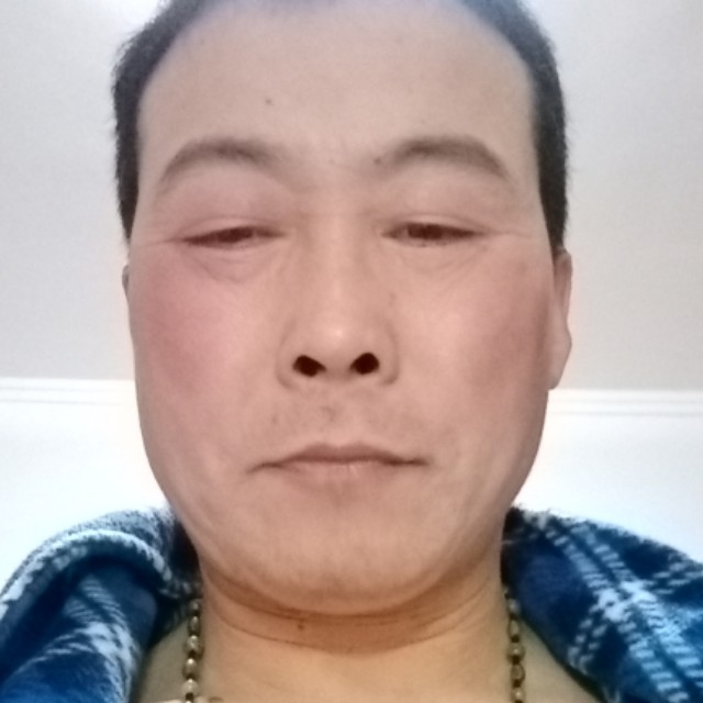 如鱼得水帅哥的照片