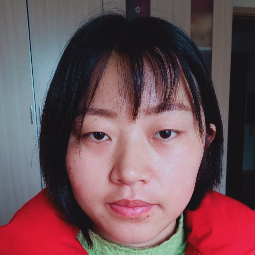月儿美的照片