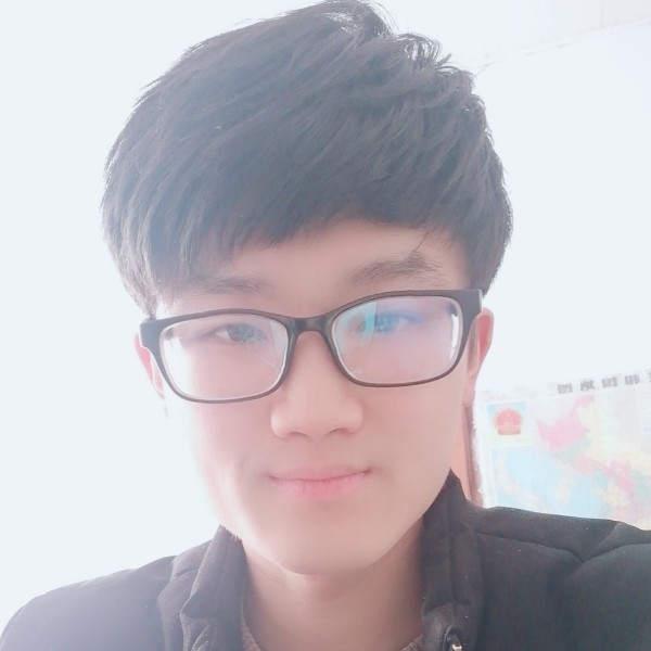 仁爱闻耳机的照片