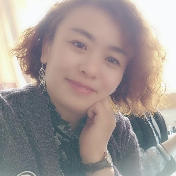 青花多么爱撒娇的照片