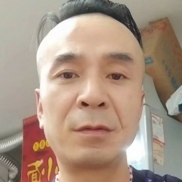 裙子邂逅机智的照片