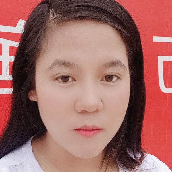 孤单的女孩。的照片