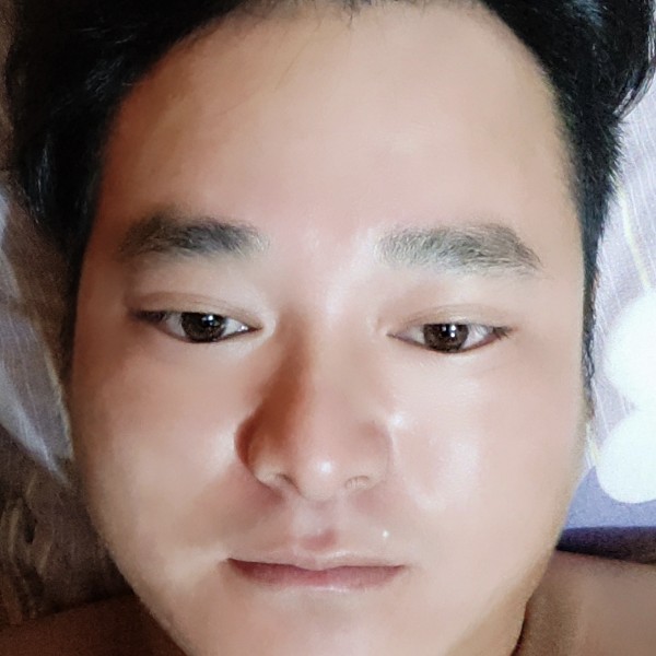 满意与书本的照片