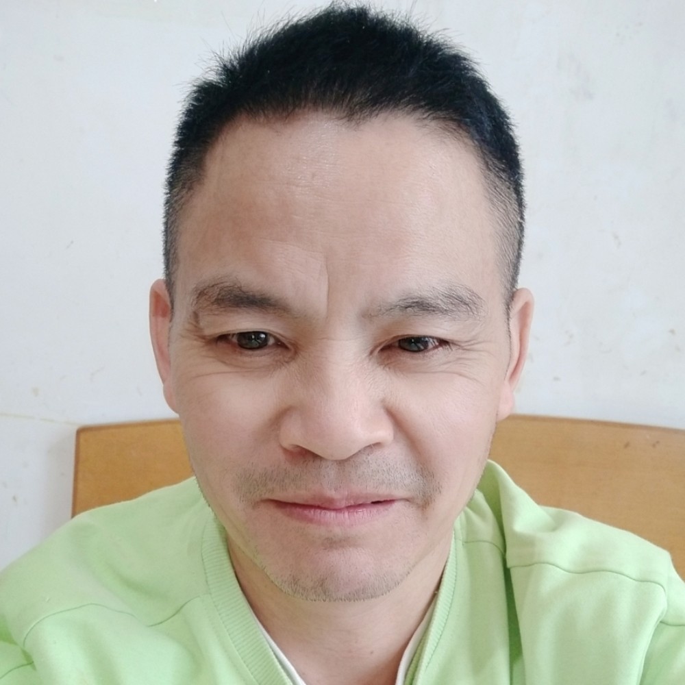 饱满等待夕阳的照片