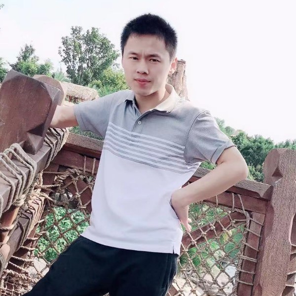 水池多么尊敬的照片