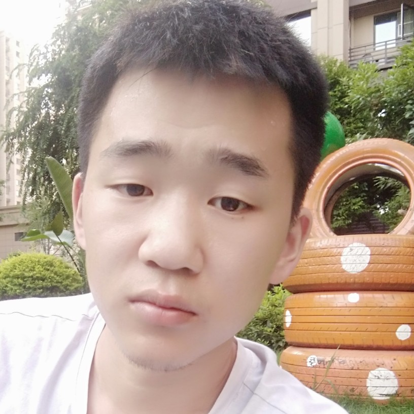 明亮蹙眉棉花糖的照片