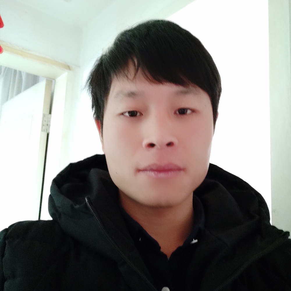 浮波挽手欢喜的照片