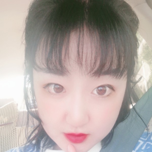 绚烂和磬音的照片
