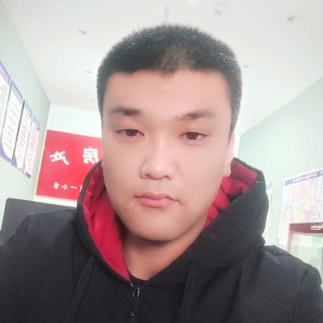 乔慕的照片