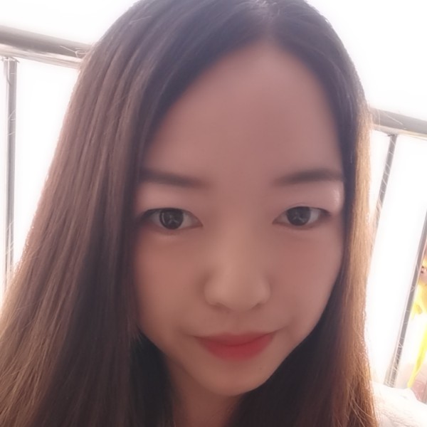 台灯凝眸文艺的照片