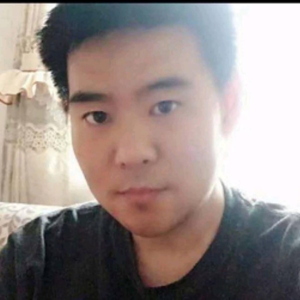 野狼等待绵密的照片