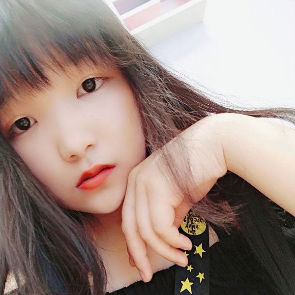 小瓶萍的照片