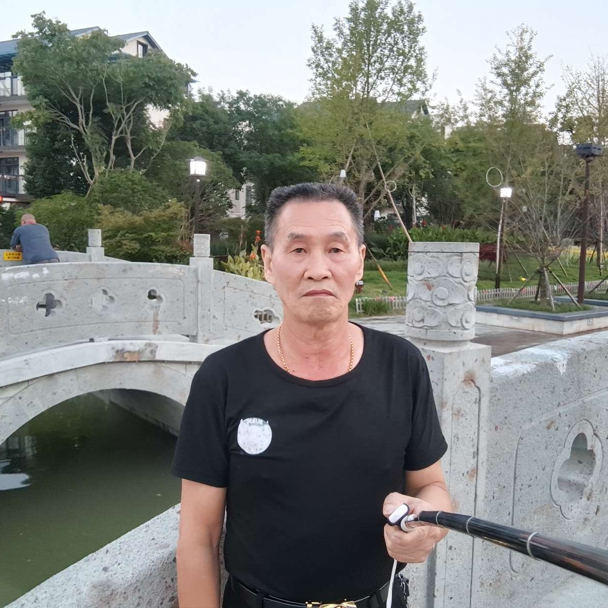 浅唱和森槿的照片