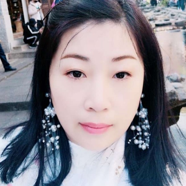 天自己会亮的照片