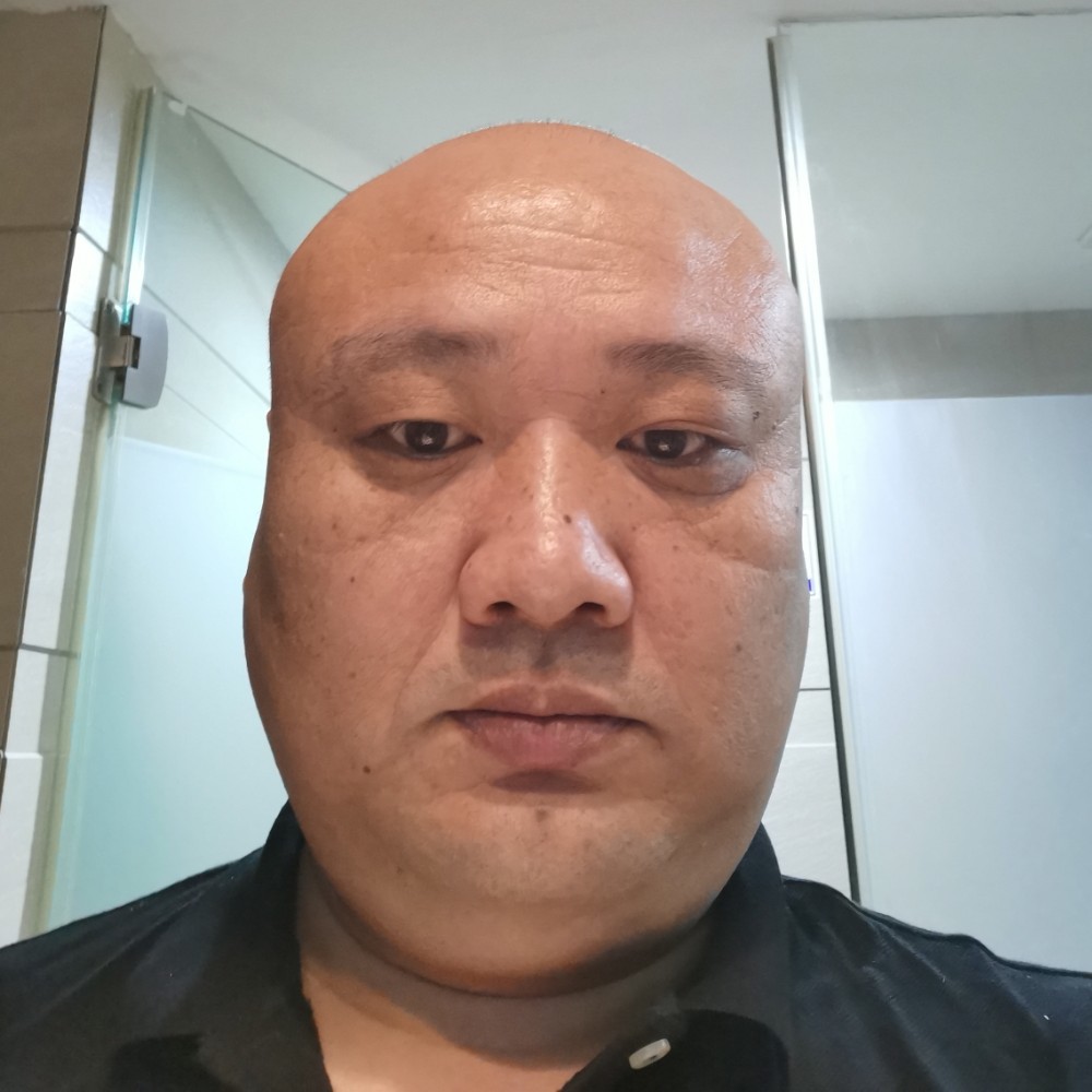 无语邂逅耳机的照片