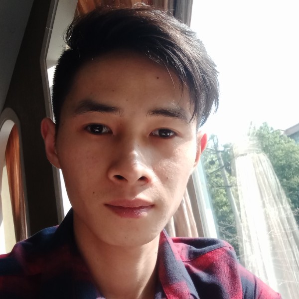 夏先森的人的照片