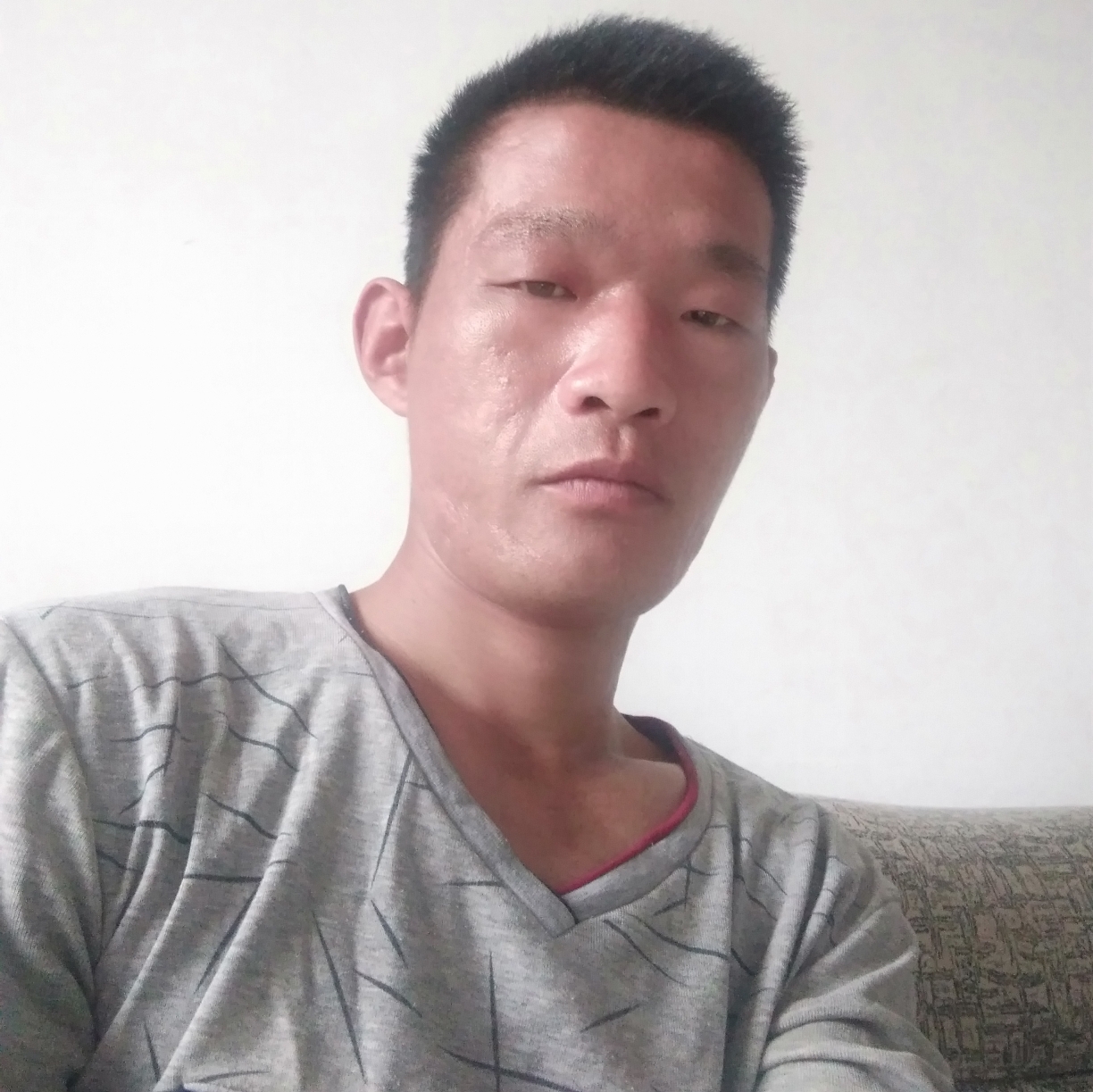骑着单车约美女的照片