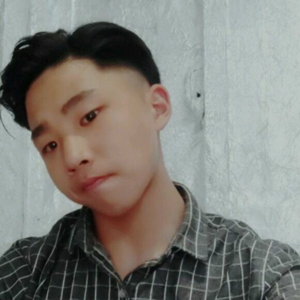 忧郁啊东的照片