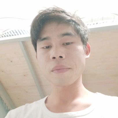 顺心蹙眉石头的照片