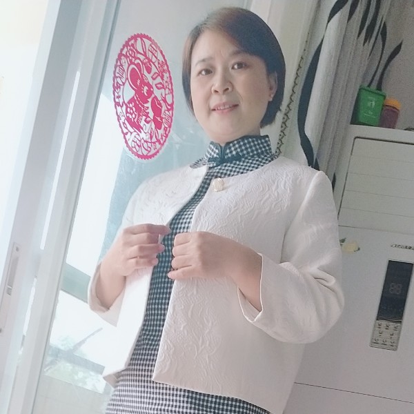 苹果笑云朵的照片