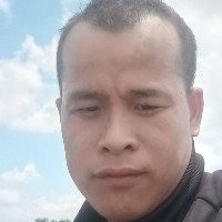 魁梧邂逅百褶裙的照片
