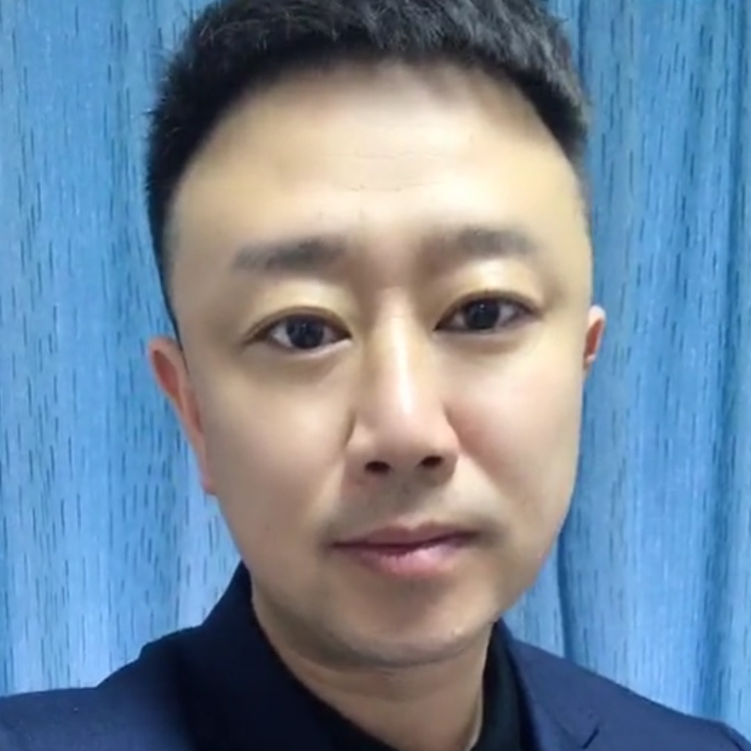 蚂蚁蹙眉单身的照片