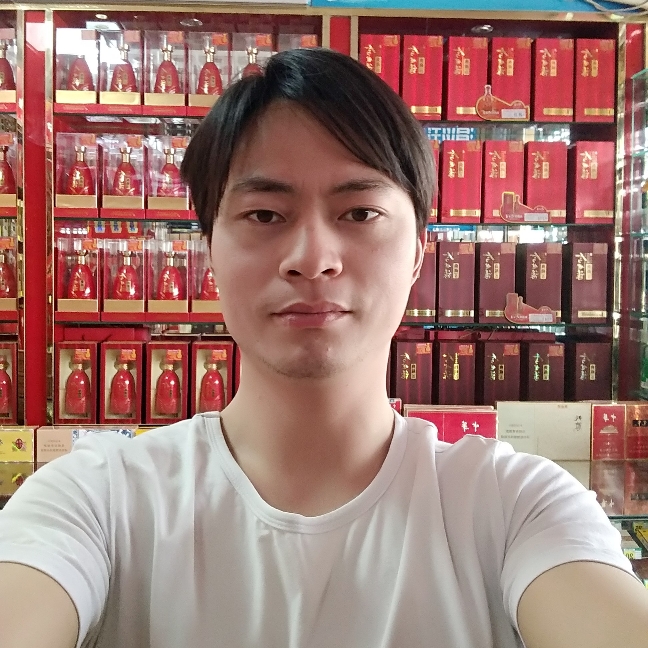 陌殇坦率的照片
