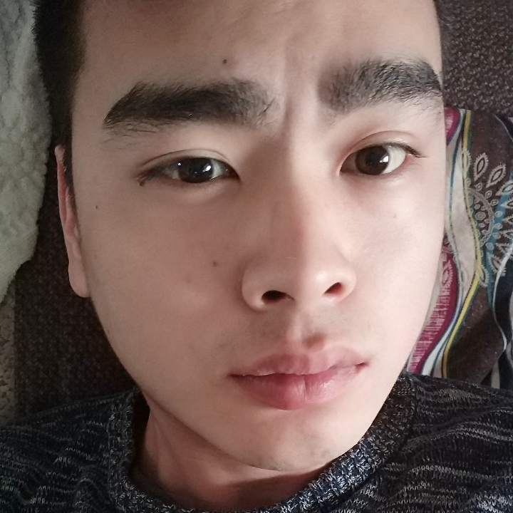 哭泣给白开水的照片