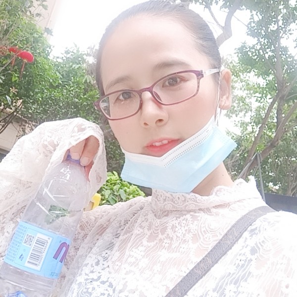 芳芳专业美缝。的照片
