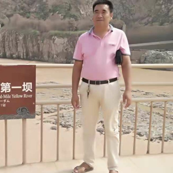 砖头快乐的照片