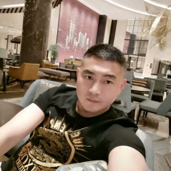 海枯石烂✔的照片