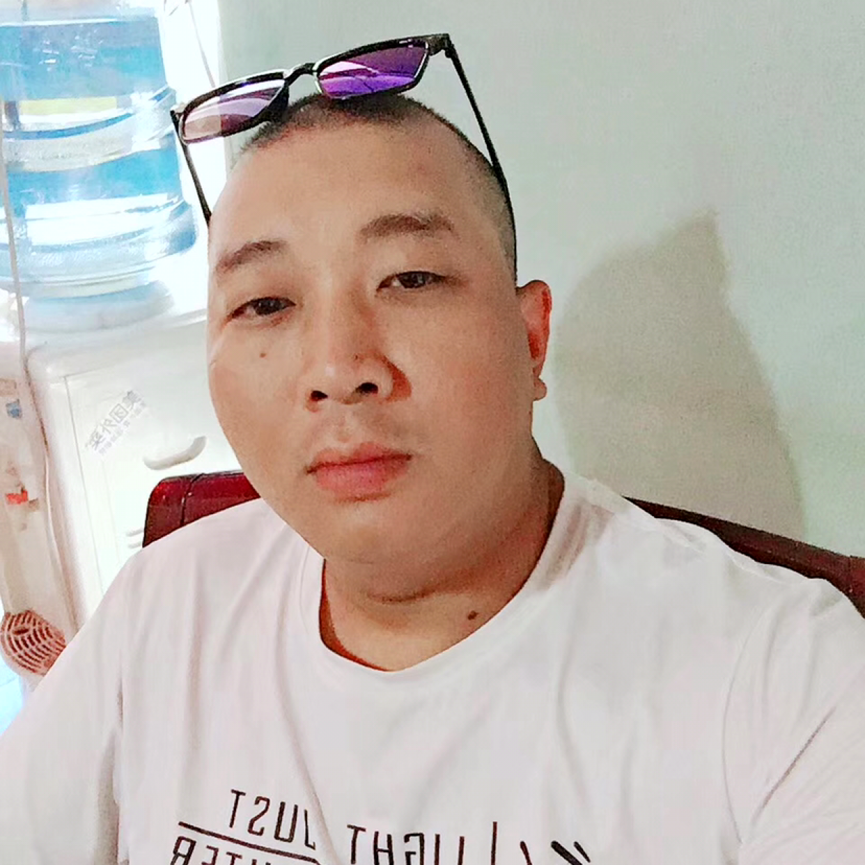 朋友狂野的照片