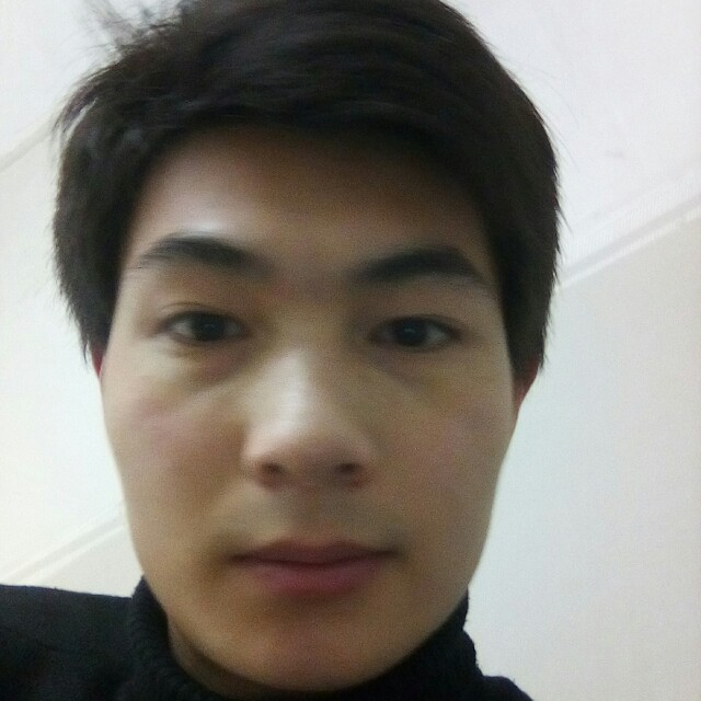 求包养@！的照片