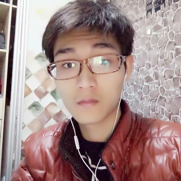 阳光下的空气的照片