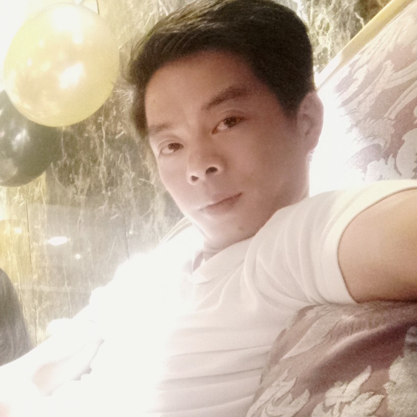 同名男子的照片